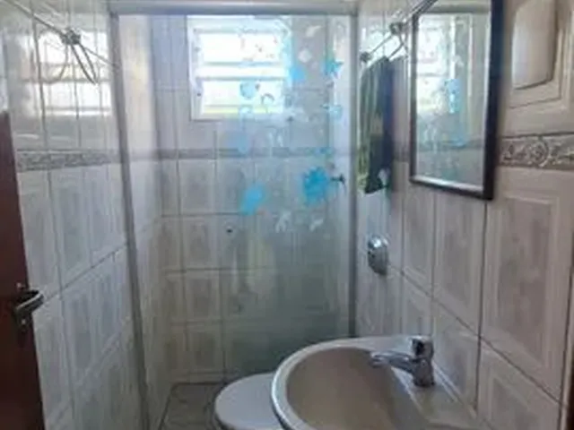 Imagem 12: Casa para Aluguel Tem 120 Metros Quadrados com 3 Quartos Sendo 1 Externo em Daniela - Flor