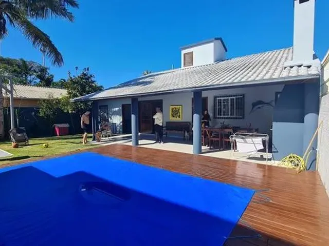 Imagem 2: Casa para Aluguel Tem 120 Metros Quadrados com 3 Quartos Sendo 1 Externo em Daniela - Flor