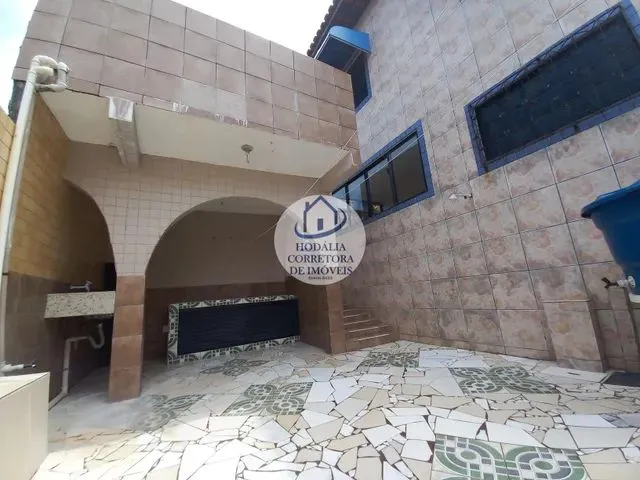 Imagem 7: Casa para Venda em Itapuã, Casa 3 Quartos (Suítes), Solta, Espaçosa, Rua Tranquila
