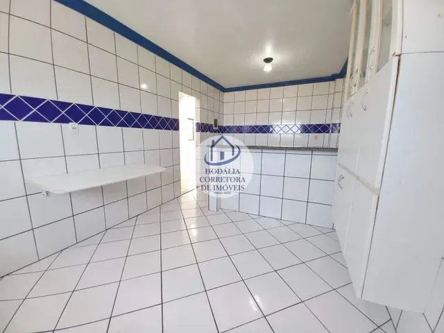 Imagem 6: Casa para Venda em Itapuã, Casa 3 Quartos (Suítes), Solta, Espaçosa, Rua Tranquila