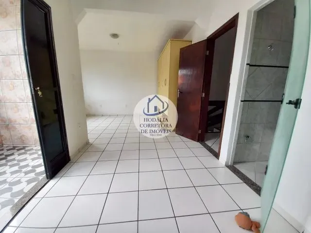 Imagem 13: Casa para Venda em Itapuã, Casa 3 Quartos (Suítes), Solta, Espaçosa, Rua Tranquila
