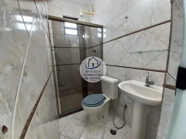 Imagem 5: Casa para Venda em Itapuã, Casa 3 Quartos (Suítes), Solta, Espaçosa, Rua Tranquila