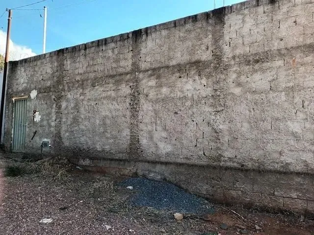 Imagem: Lote Bairro Vapabuçu - Totalmente Murado