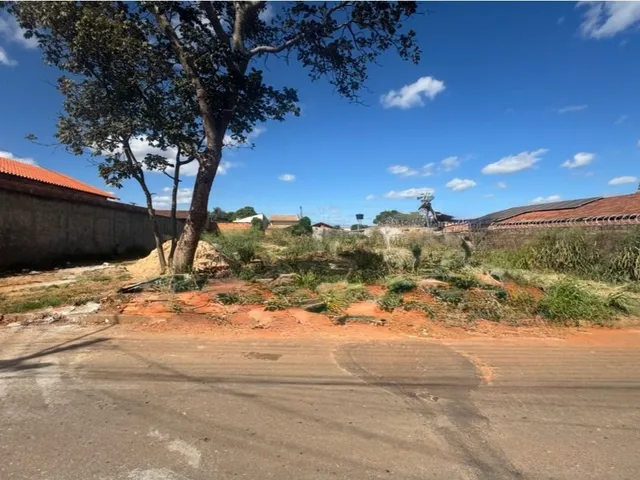 Imagem: O terreno possui 840m² de Área e está localizado em Vila