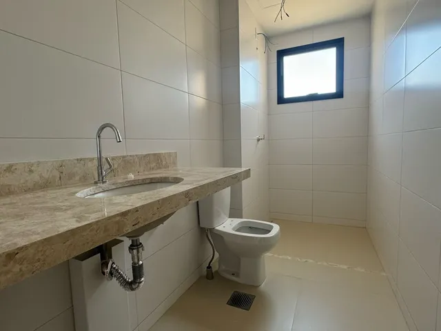 Imagem 13: Apartamento de Luxo com 3 Suítes e 2 Vagas de Garagem no Setor Bueno - Goiânia-GO