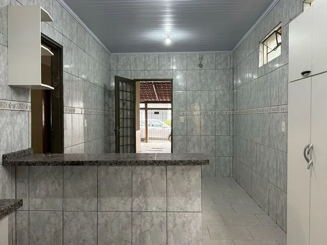 Imagem 14: Imperdível casa à venda no Setor Bueno em Goiânia-GO: 3 quartos, 1 suíte, 2 salas, 3