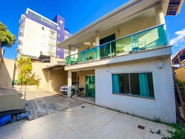 Imagem 6: Casa com 4 Dormitórios À Venda em Contagem