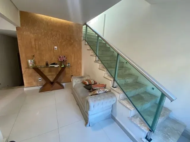Imagem 12: Casa com 4 Dormitórios À Venda em Contagem