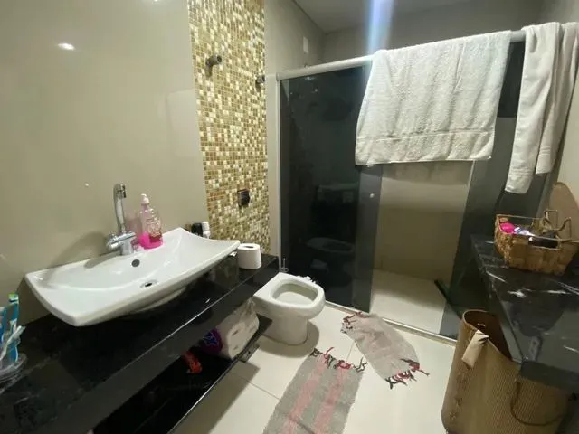 Imagem 10: Casa com 4 Dormitórios À Venda em Contagem