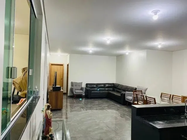 Imagem 16: Vendo/Troco por Imóvel Menor Valor