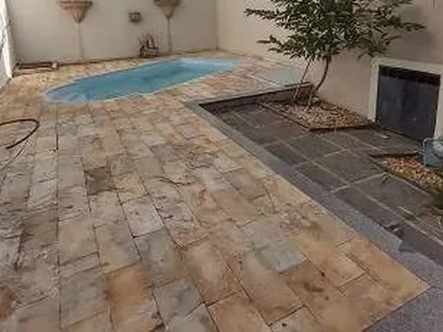 Imagem: A casa em condomínio possui 4 Dormitórios, 2 Suítes, 4