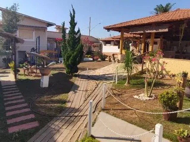 Imagem: Casa com 5 Dormitórios À Venda em Florestal