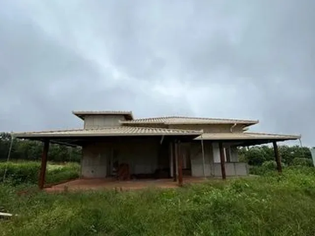Imagem: Casa de Condomínio com 4 Dormitórios À