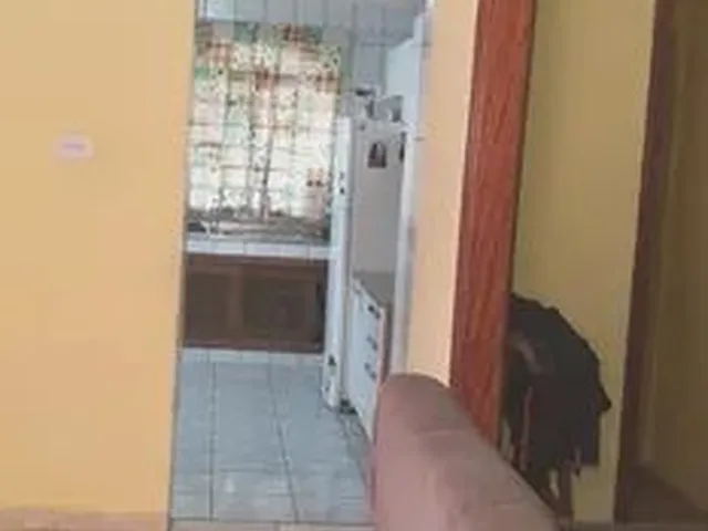 Imagem 2: Casa para Venda Possui 120 Metros Quadrados com 3 Quartos em Jurunas - Belém - Pa
