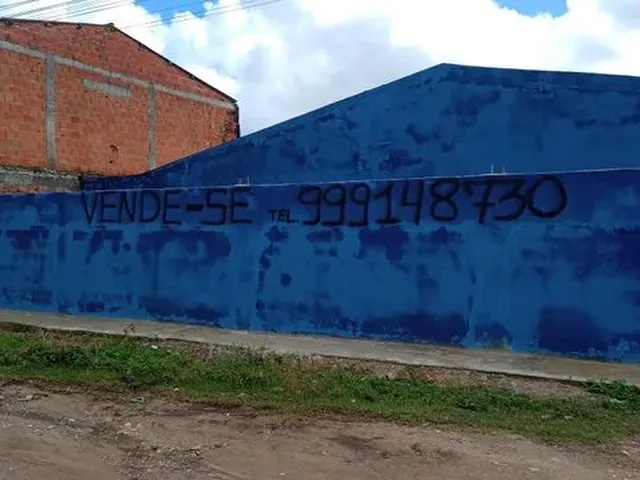 Imagem: A casa possui 2 Dormitórios, 2 Banheiros, Imóvel novo e