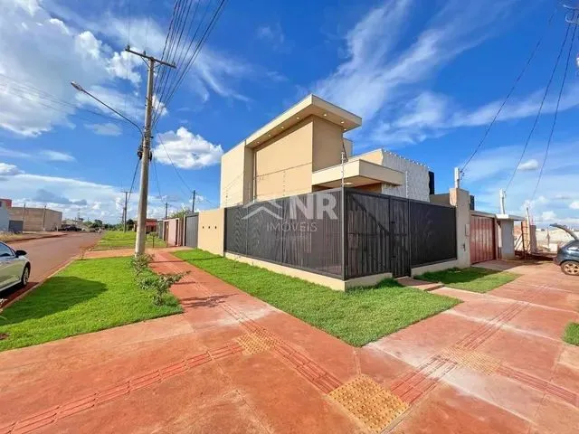 Imagem: Venda Casa Térrea de Esquina À Venda