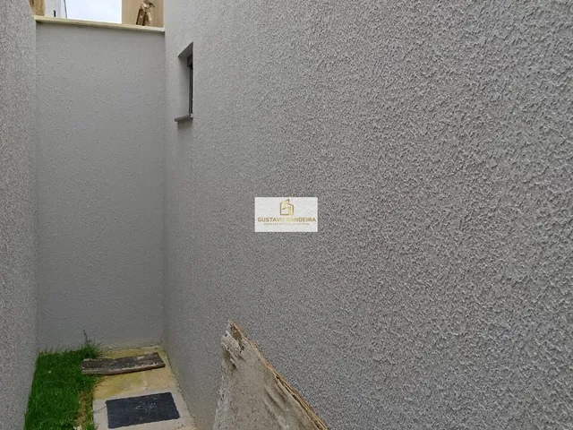 Imagem 2: Casa à venda no bairro Setor Garavelo - Goiânia/GO