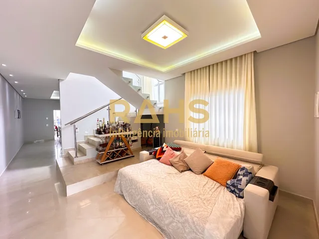 Imagem: Sobrado com 220 m² e Jacuzzi na área de