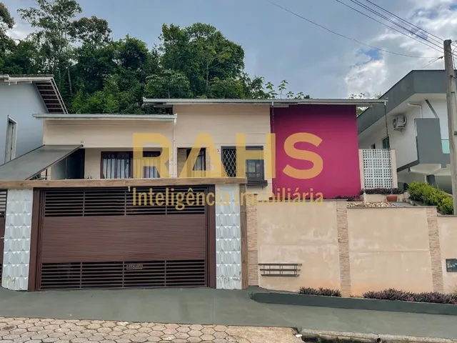 Imagem: Casa semimobiliada no bairro Costa e Silva