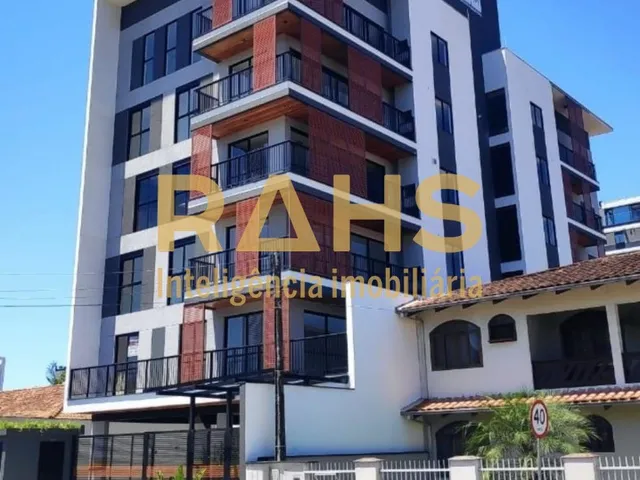 Imagem 3: Linda cobertura com 170m² com 3 quartos sendo uma suite, 2 vagas de garagem no bairro