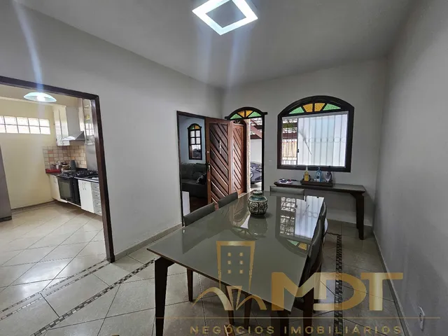 Imagem: Casa Residencial em Belo Horizonte - Mg