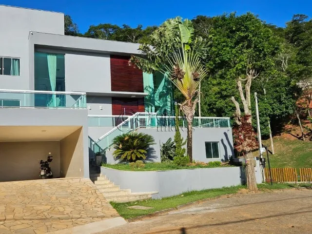 Imagem: CASA DE ALTO PADRÃO A VENDA NA LAGOA MACAÉ-RJ