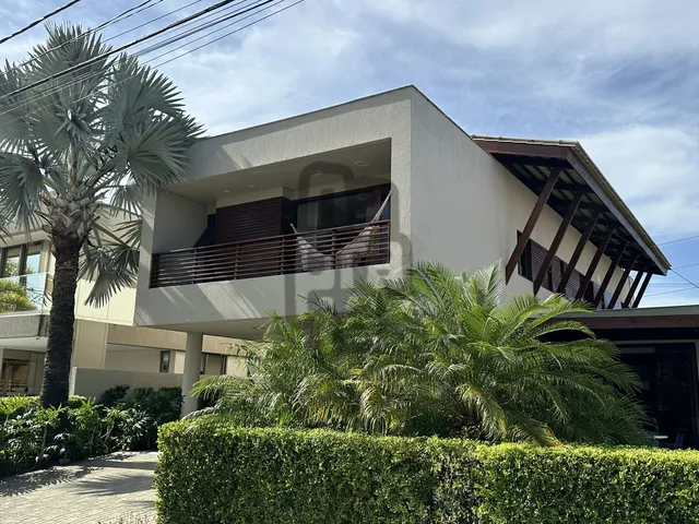 Imagem: Casa em condomínio fechado com projetados