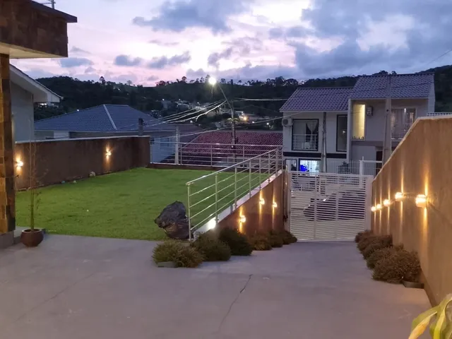 Imagem 8: Casa Alto Padrão no jardim botânico