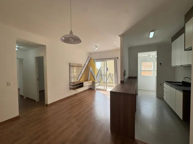 Imagem: O apartamento possui 2 Dormitórios, 1 Suíte, 1 Banheiro,