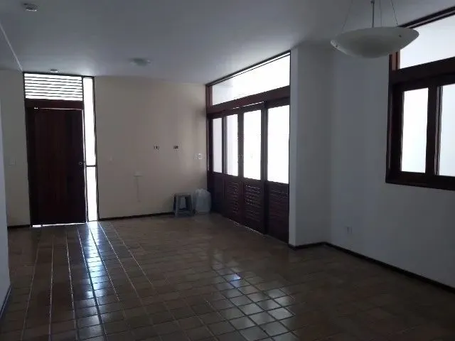 Imagem 6: Casa de Alto Padrão em Jatiuca