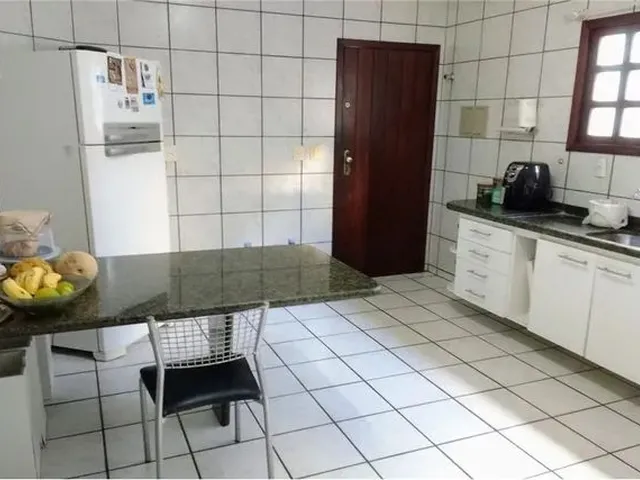 Imagem 6: Casa de Aluguel com 4 Suítes em Capim Macio