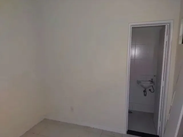 Imagem 15: 04 Quartos, Dependência - Ponta Verde