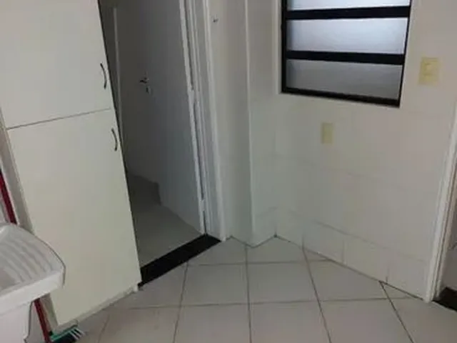 Imagem 13: 04 Quartos, Dependência - Ponta Verde