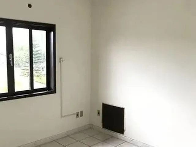 Imagem 3: Apartamento no Iririú com 2 Quartos para Locação, 65 M²