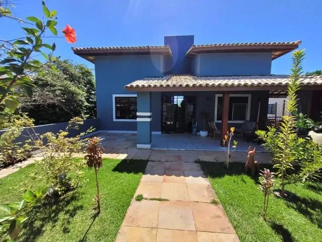 Imagem: Linda Casa com Piscina Privativa