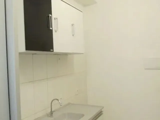 Imagem: O apartamento possui 2 Dormitórios, 1 Banheiro, 1 Vaga na