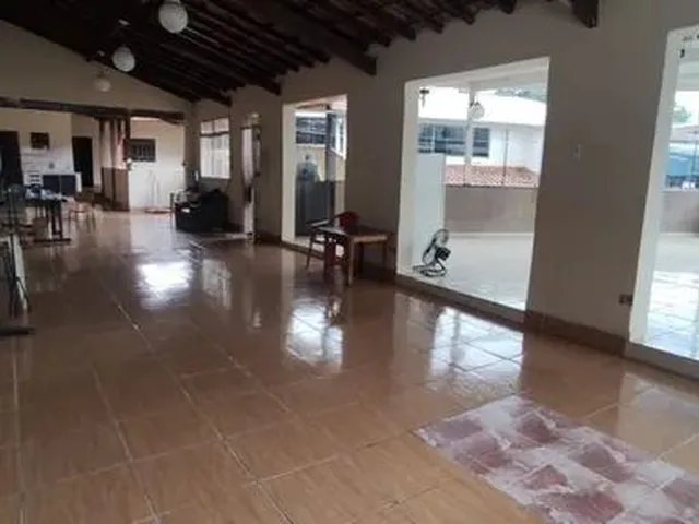 Imagem: Casa com 3 Dormitórios para Alugar em Belo