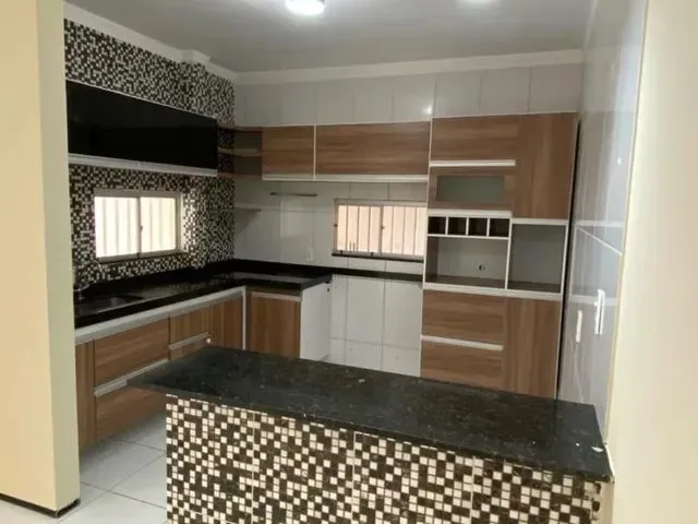 Imagem 7: Casa para Venda Tem 270 Metros Quadrados com 3 Quartos em Cidade Continental - Serra - Es