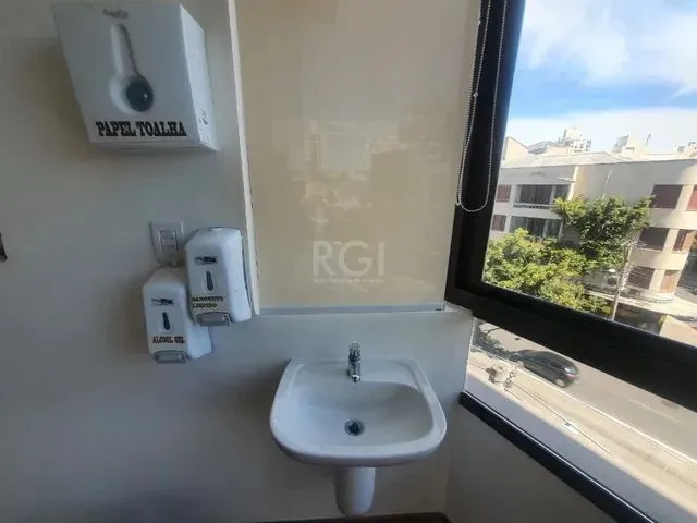 Imagem 8: Conjunto/Sala para Locação/Aluguel - 50M², 0 Dormitórios, Petrópolis