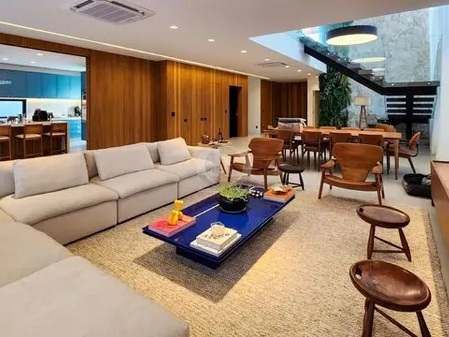 Imagem: Casa Triplex Condomínio Alphaville Barra