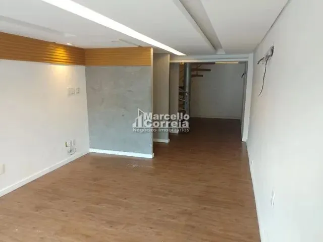 Imagem: Sala Comercial de 78M² com Frente de Loja
