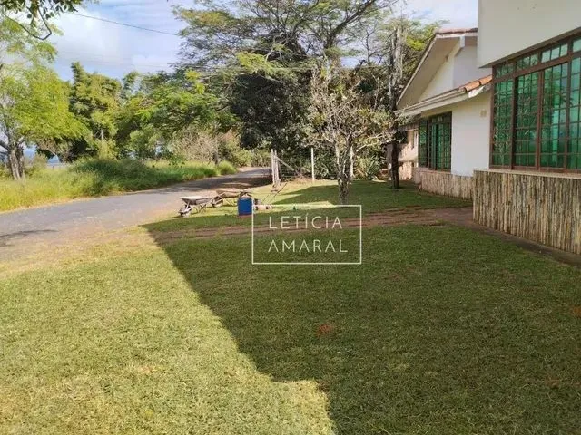Imagem: Casa com 3 Dormitórios À Venda, 496 M²
