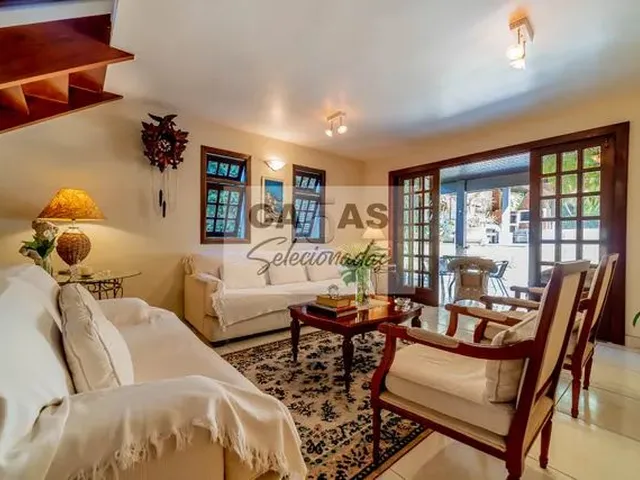 Imagem: Casa de Rua em Vila Santo Antônio - Cotia