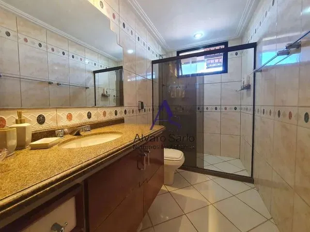 Imagem 12: Cobertura com 4 Dormitórios À Venda, 236 M² por R$ 2.600.000,00 - Jardim da Penha