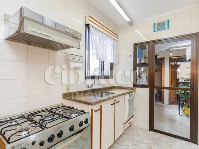 Imagem 6: Apartamento de 250,53M², com 4 Quartos, no Rebouças - Ed. Normandie