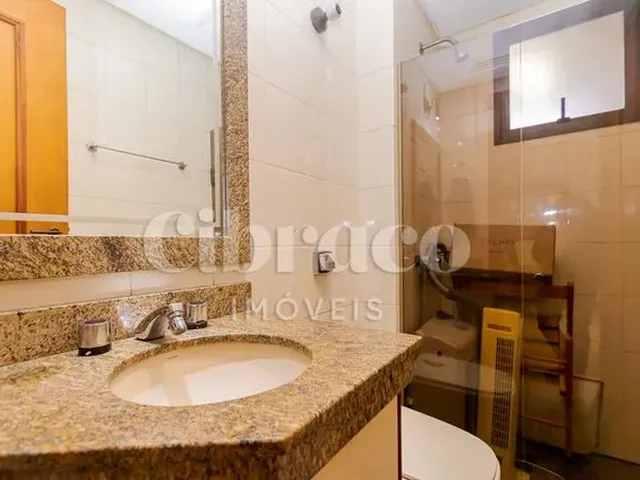 Imagem 5: Apartamento de 250,53M², com 4 Quartos, no Rebouças - Ed. Normandie