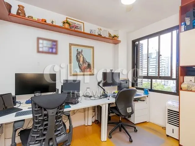 Imagem 7: Apartamento de 250,53M², com 4 Quartos, no Rebouças - Ed. Normandie