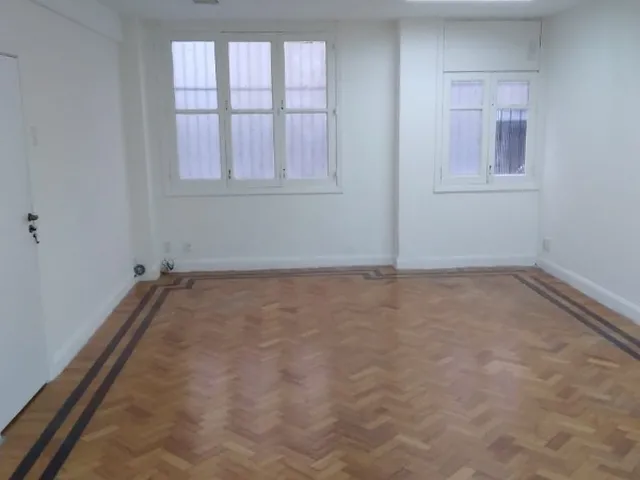 Imagem 4: Prédio À Venda no Centro do Rio de Janeiro-Rj com 634M² e 7 Banheiros. Venha Conferir!