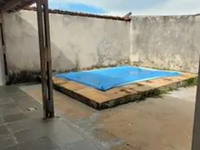 Imagem 6: Alugo-Casa-03 Quartos-Suíte-Armarios Cozinha-Piscina Pequena-Etapa C-Valparaíso I