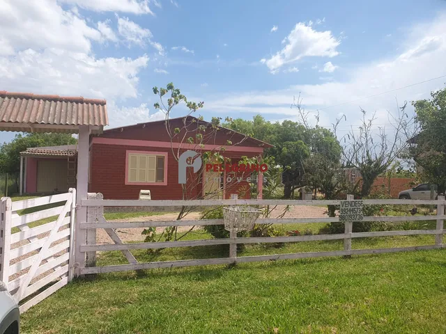 Imagem: Pelegrino Imóveis Vende Casa no Balneário